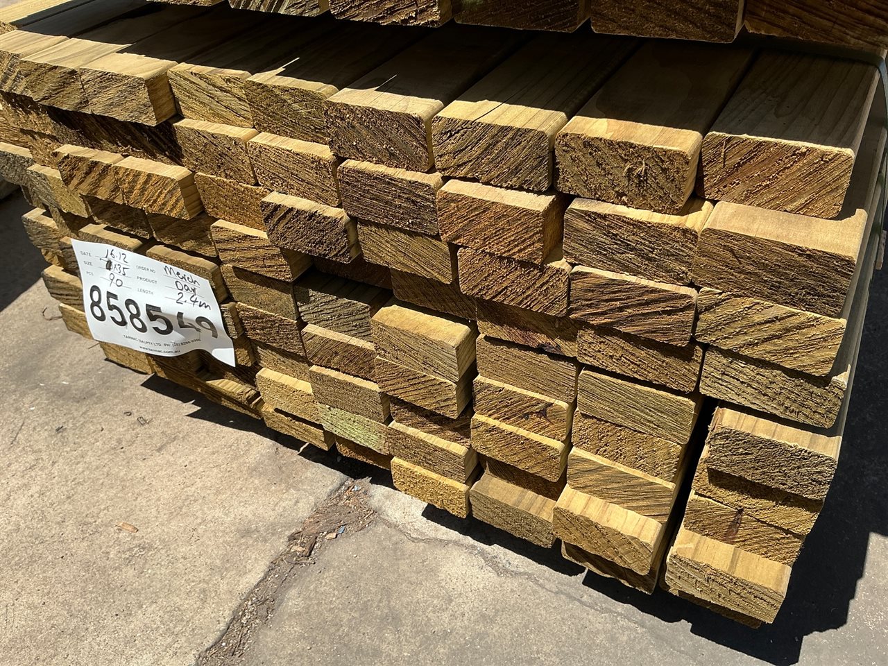 70 x 35 - Merch H3 Pine  TAN- E Green - 90 @ 2.4M (216 Lin Metres) - Pack #858549
