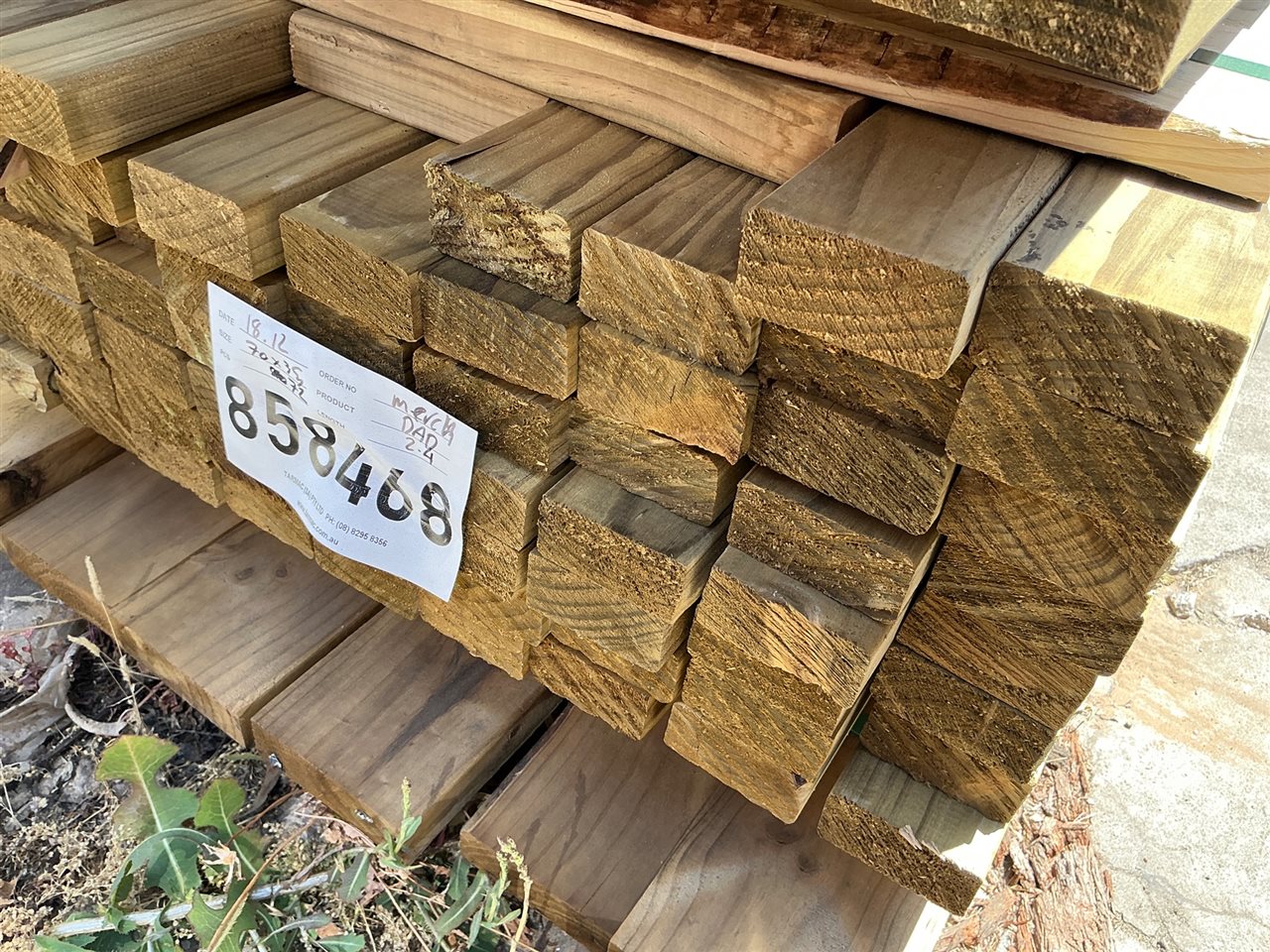 70 x 35 - Merch H3  Pine TAN- E Green - 72 @ 2.4M (172.8 Lin Metres) - Pack #858468