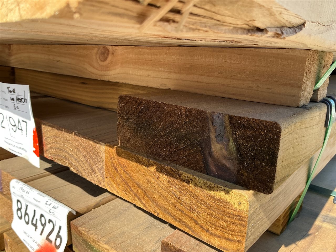 140 x 45, Tan-E Green Pine, Merch, 7 pcs @ 6.0 M, 42 Lin Metres Total Pk 821947