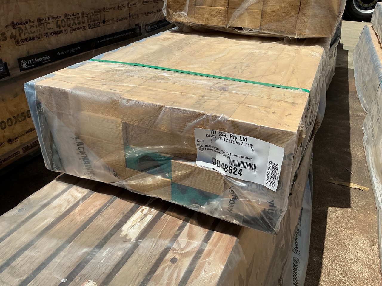 LVL Pack - 130 x 63 - E13.2 - H2 S -20 @ 4.8M.- 96 Lin Metres - Pack Number 3D48624