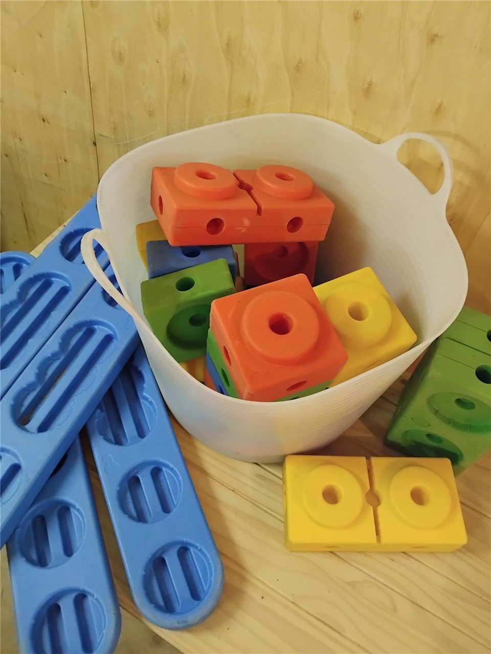 Outdoor Construction Set