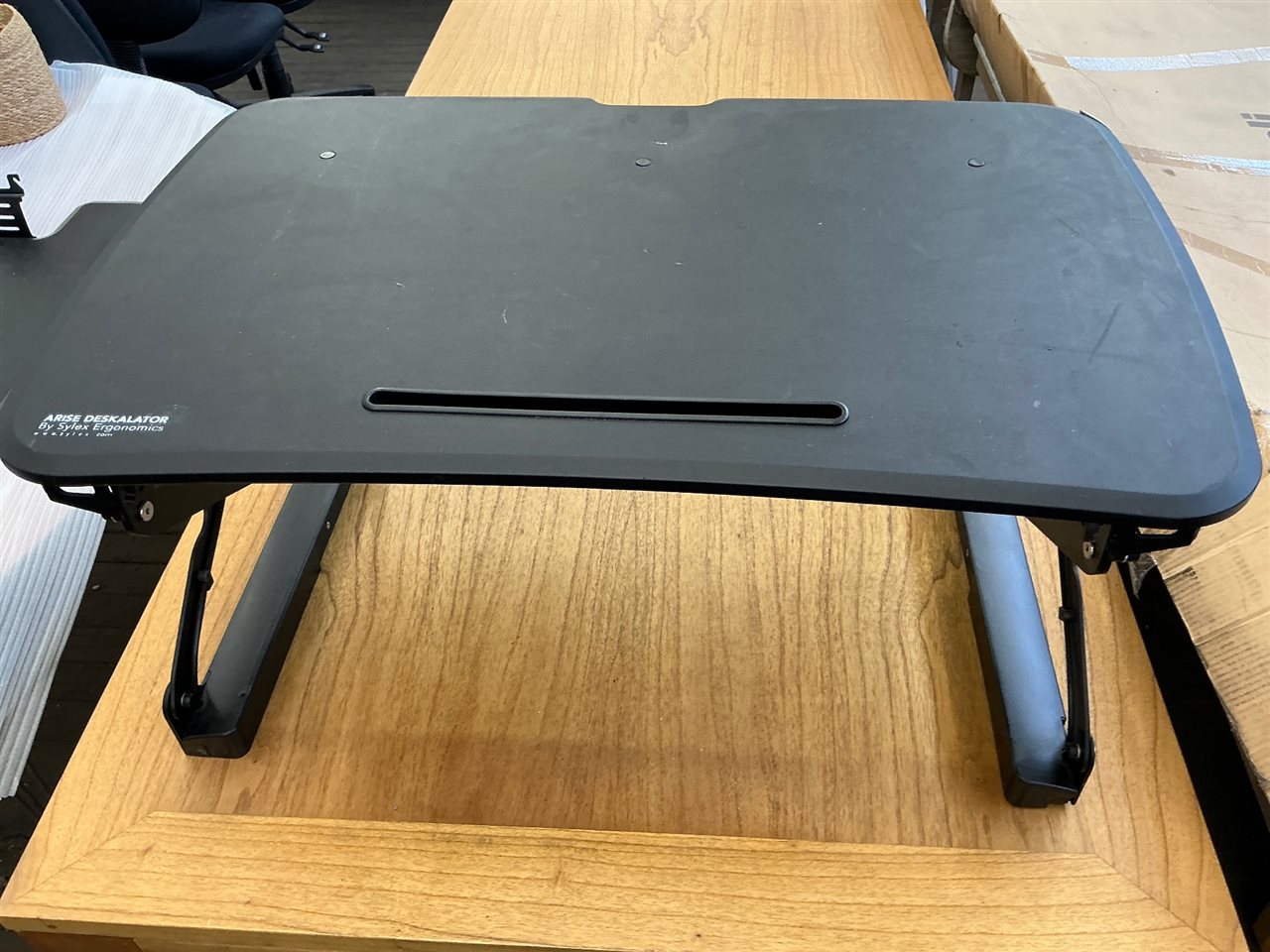 Arise Deskalator, 900m Wide,Sold Per Each