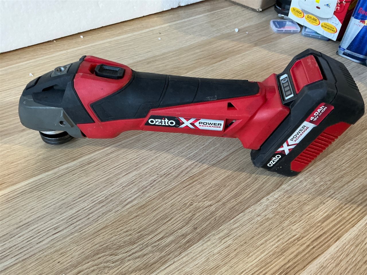 Ozito Cordless 18 V x 115 mm Grinder with 4.0 Ah Battery -  No Guard