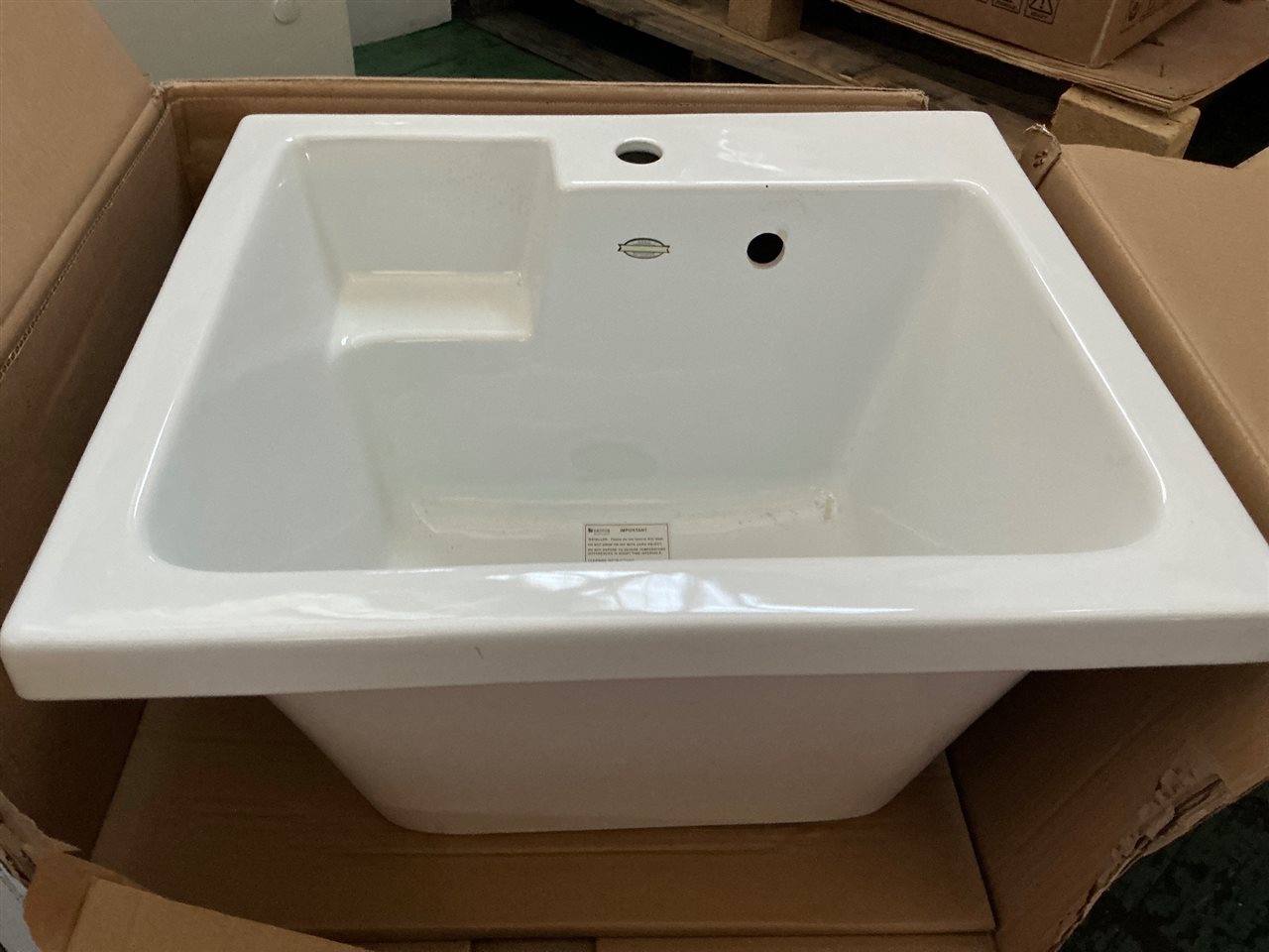 Seima EVA 620 Basin, Inset 1T NOF White, RRP $650