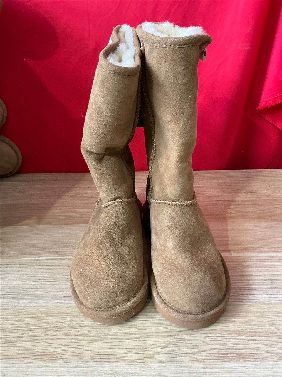 UGG Boots - Aust Size 3 USA Mens 4 USA Ladies 5, Long Pullons, Chestnut Colour, Sold Per Each