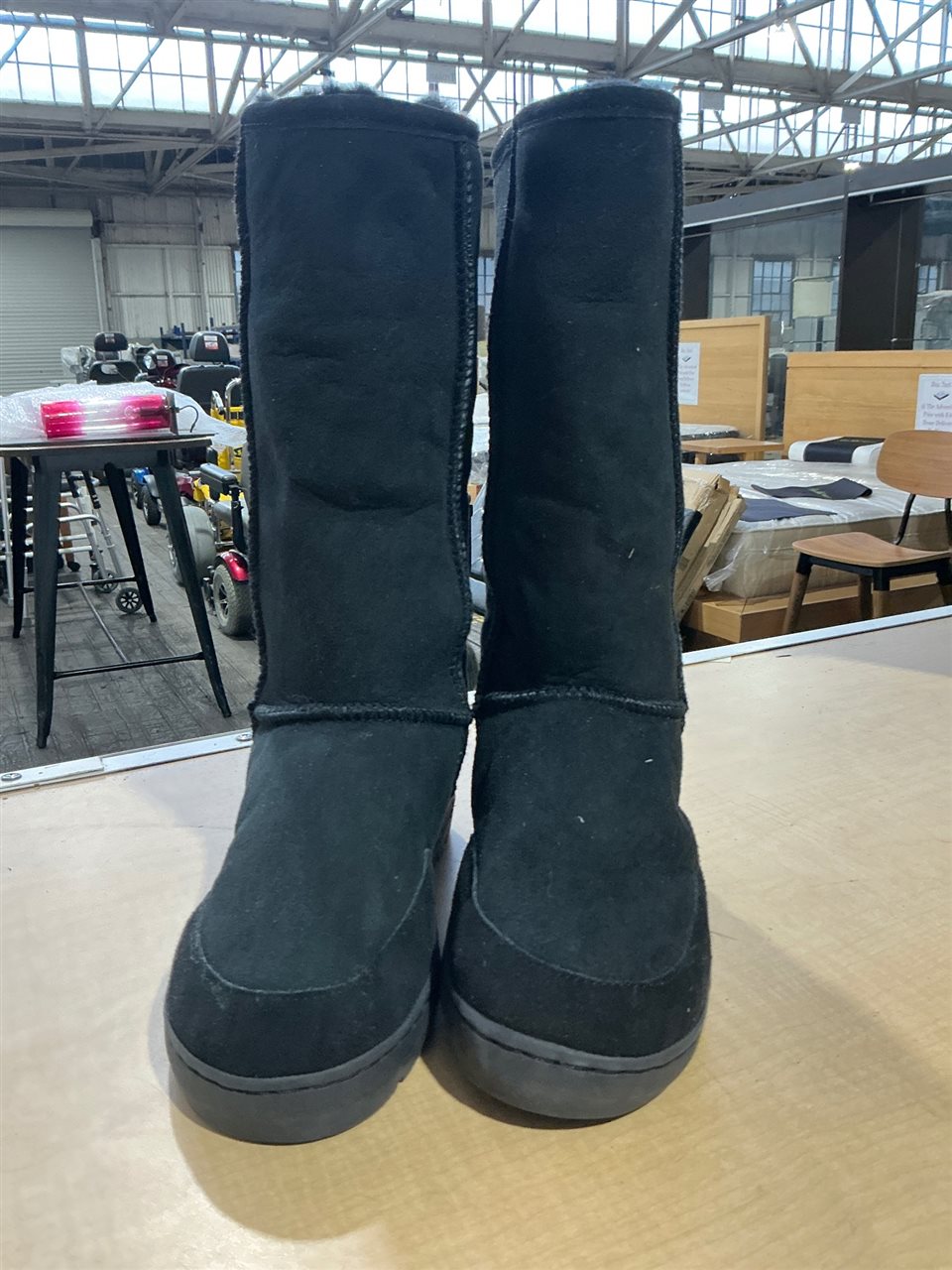 AussieLand UGG Pull On with Leather Upper, Black, EUR36, ENG3, 23cm