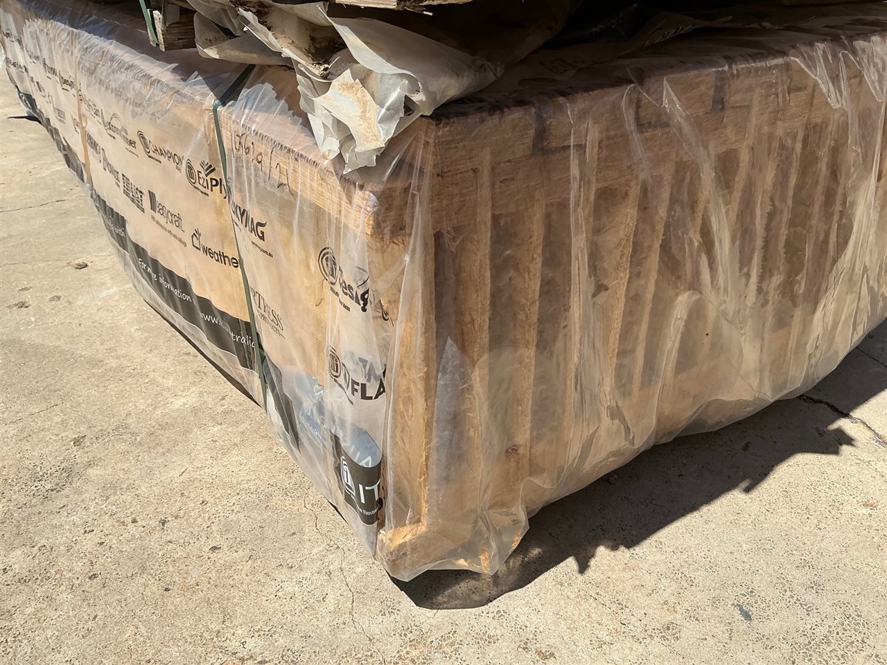 Spec Joist 90 Series H2S 360 x 89, 16 @ 3M, Equals 48 L/m - PK# 3D3423