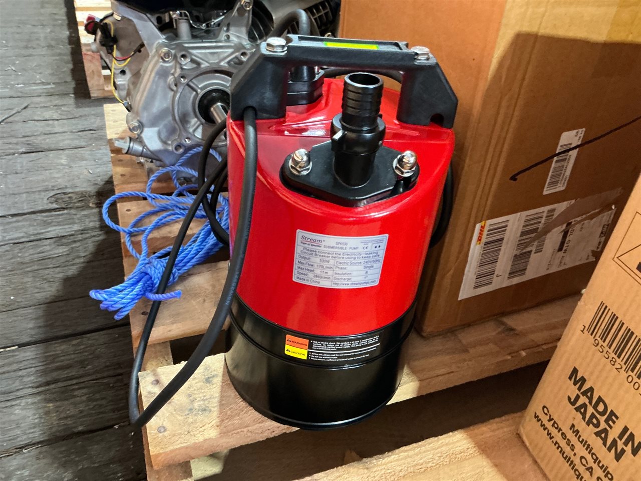 Submersible Water Pump 25mm / 1 Inch Outlet Puddle Sucker-240 Volt