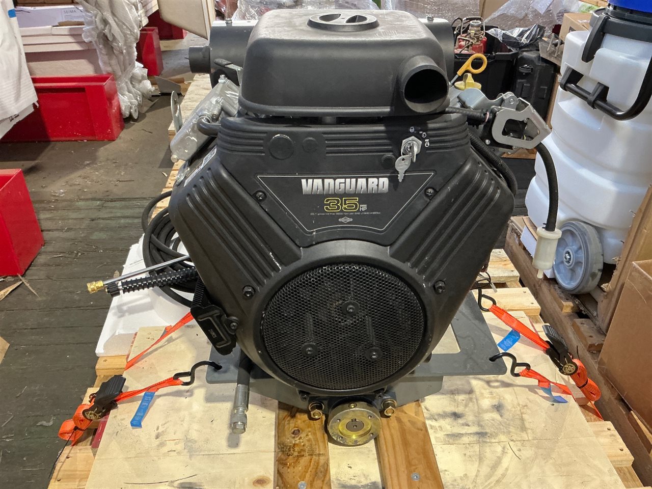 Briggs & Stratton Vanguard, 35 HP V-Twin Petrol Engine