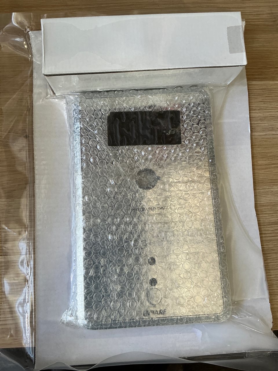 Enware - Aquablend Esqx Touch Free Active Pou Thermo 6plm Lam Flow. RRP - $1100