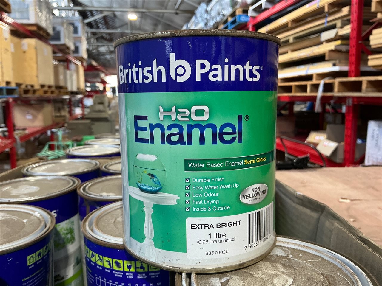 British Semi Gloss H2 O Enamel - Extra Bright Tint Base -1 Litre