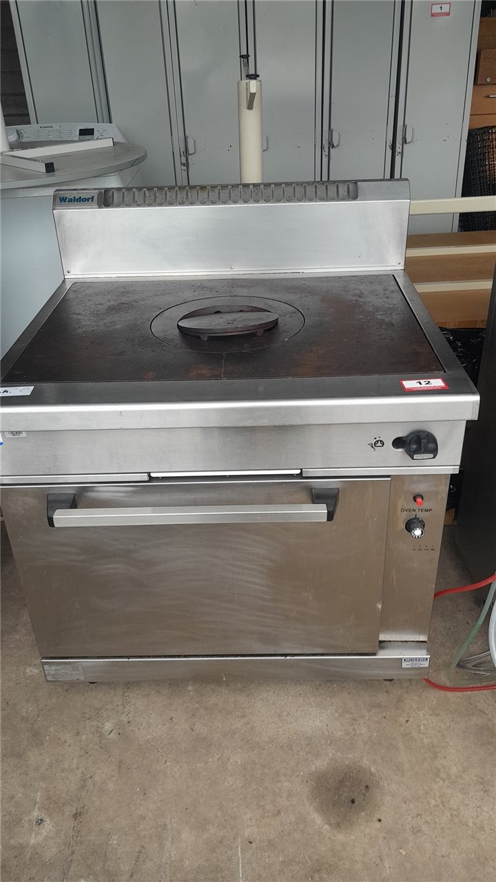 Gas Target Top Static Oven Range Waldorf  By Moffat RN8110G 900 mm   ( Collect From Port Lincoln Campus)