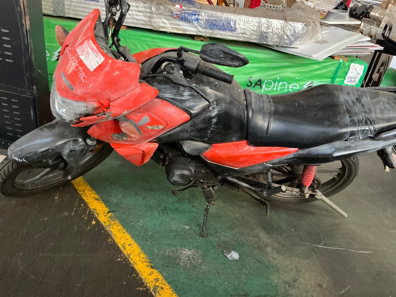 Honda CB125F Motorcycle -Starts and Engine Runs  Previous Rego Number S67BZH- Sold Unregistered