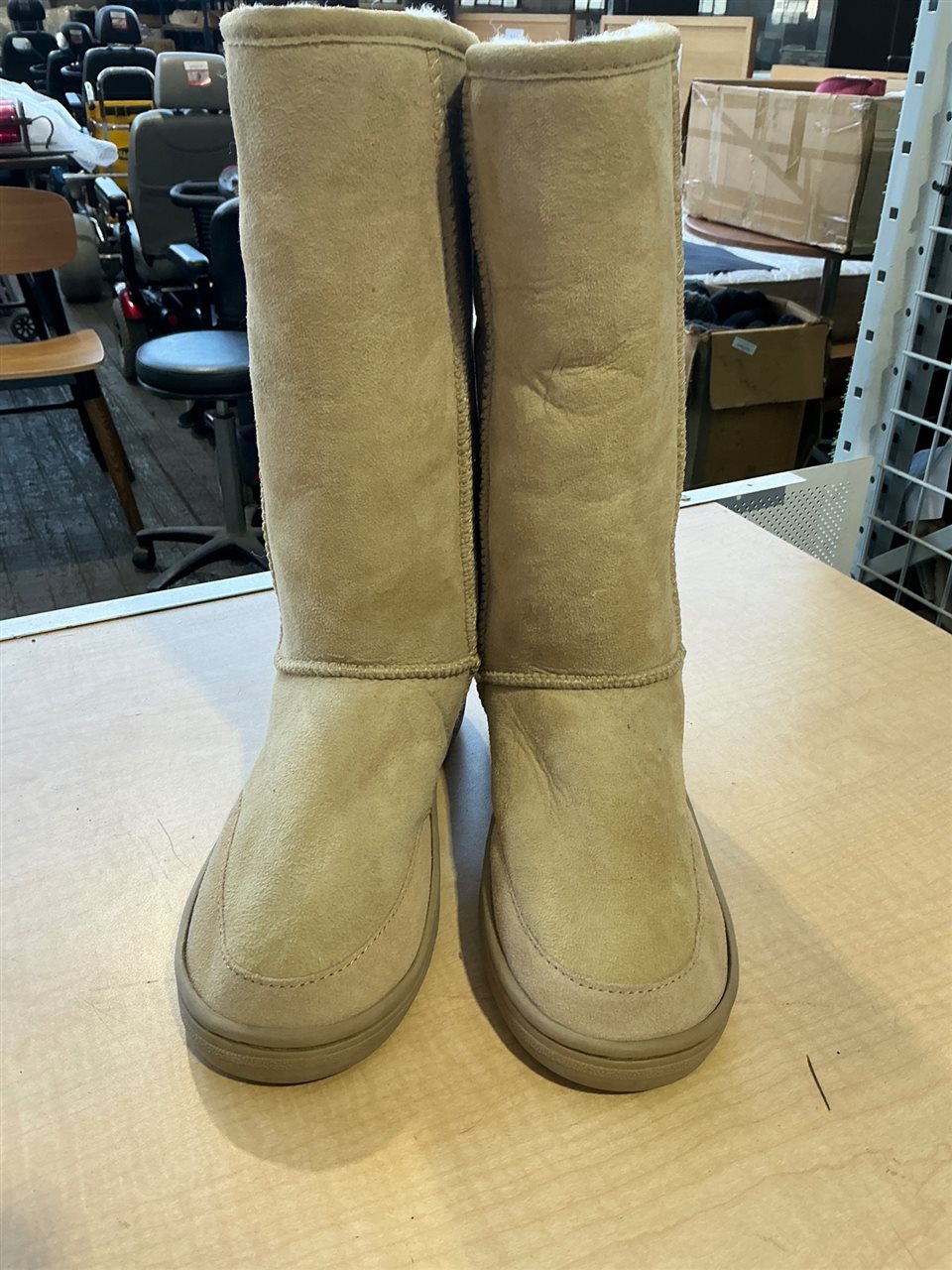 AussieLand UGG’S, Sand, EUR38, ENG34, 23.5cm, Sold Per Each