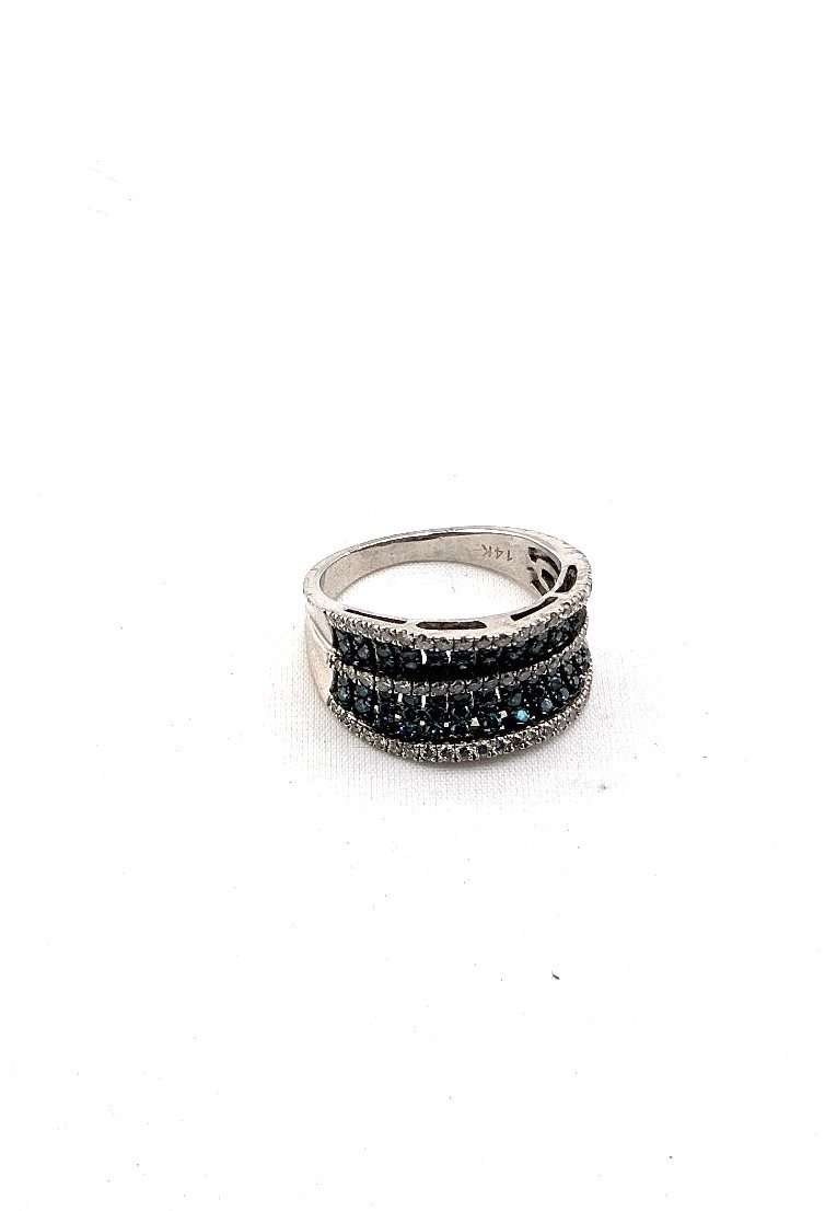 Blue & White Diamond Ring 14ct White Gold