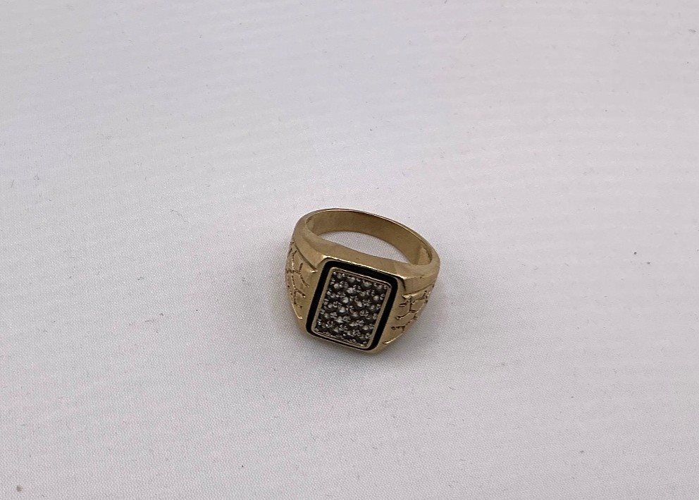 Gold Gents CZ Ring