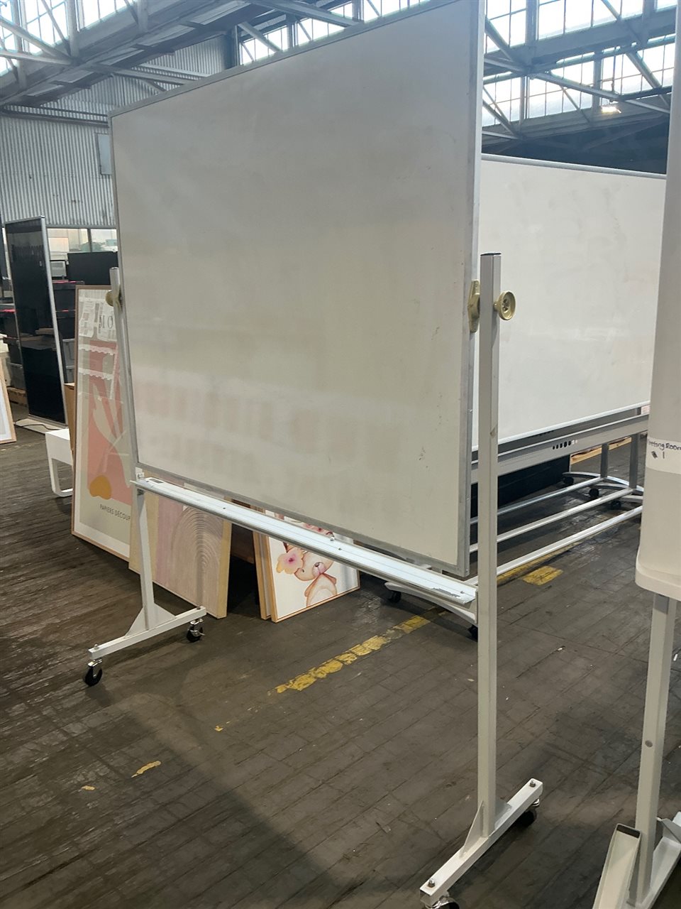 Whiteboard, Mobile, W1600 x H2000 Includes Stand