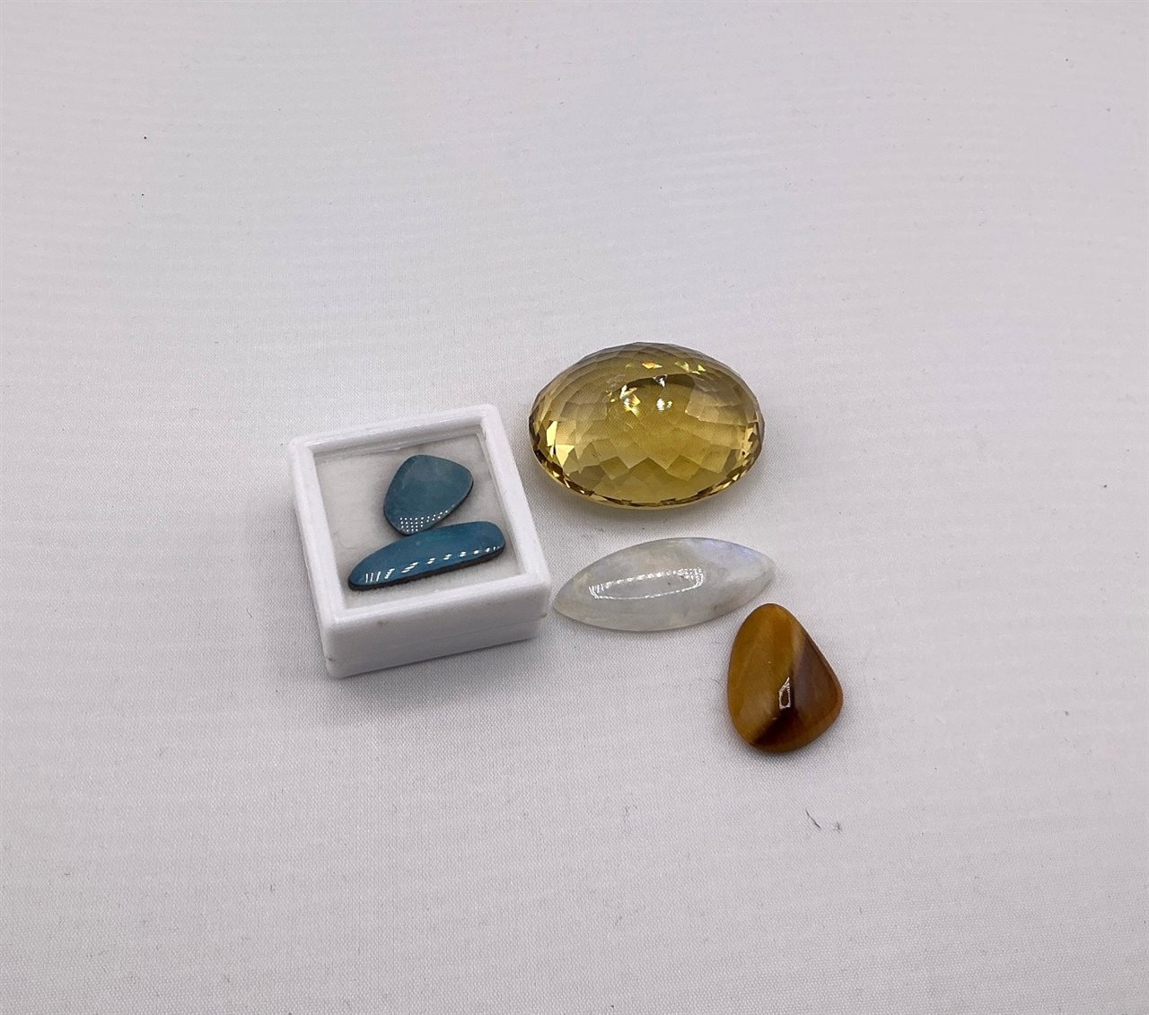 Assorted Gemstones (Lot of 5)