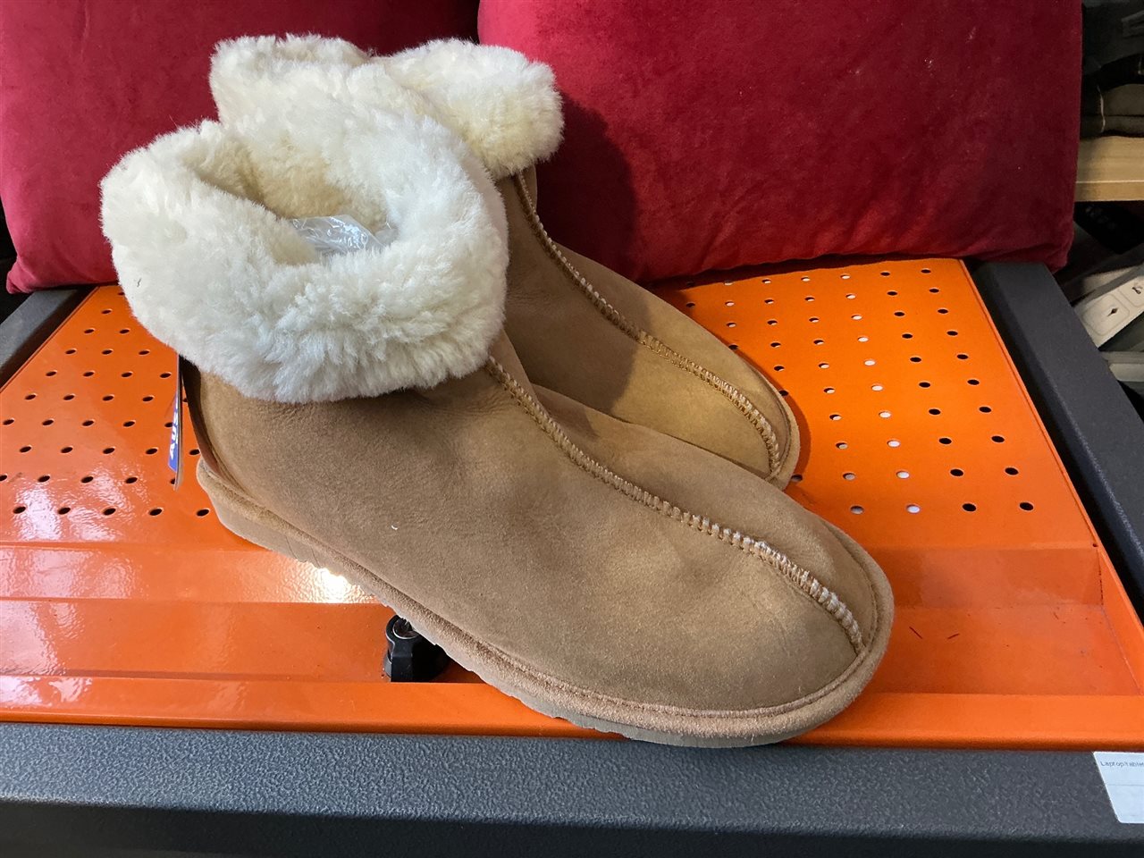 Aussie Land UGG’S, Chestnut, Aust Size 15, Short Length, Sold Per Each