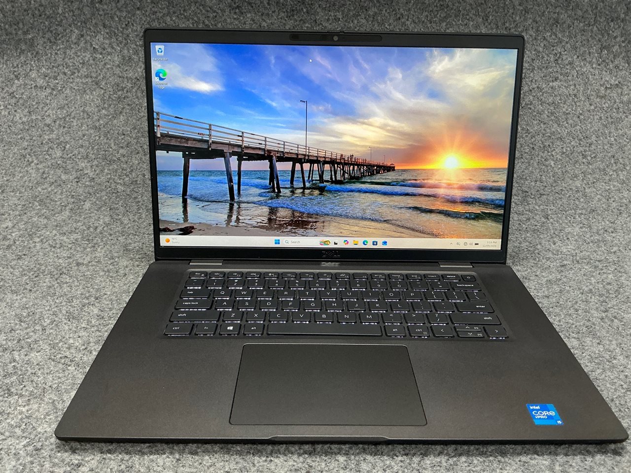 Dell Latitude 7520 - Intel Core i5-1145G7, 16 GB RAM, 256GB NVMe SSD with Adapter
