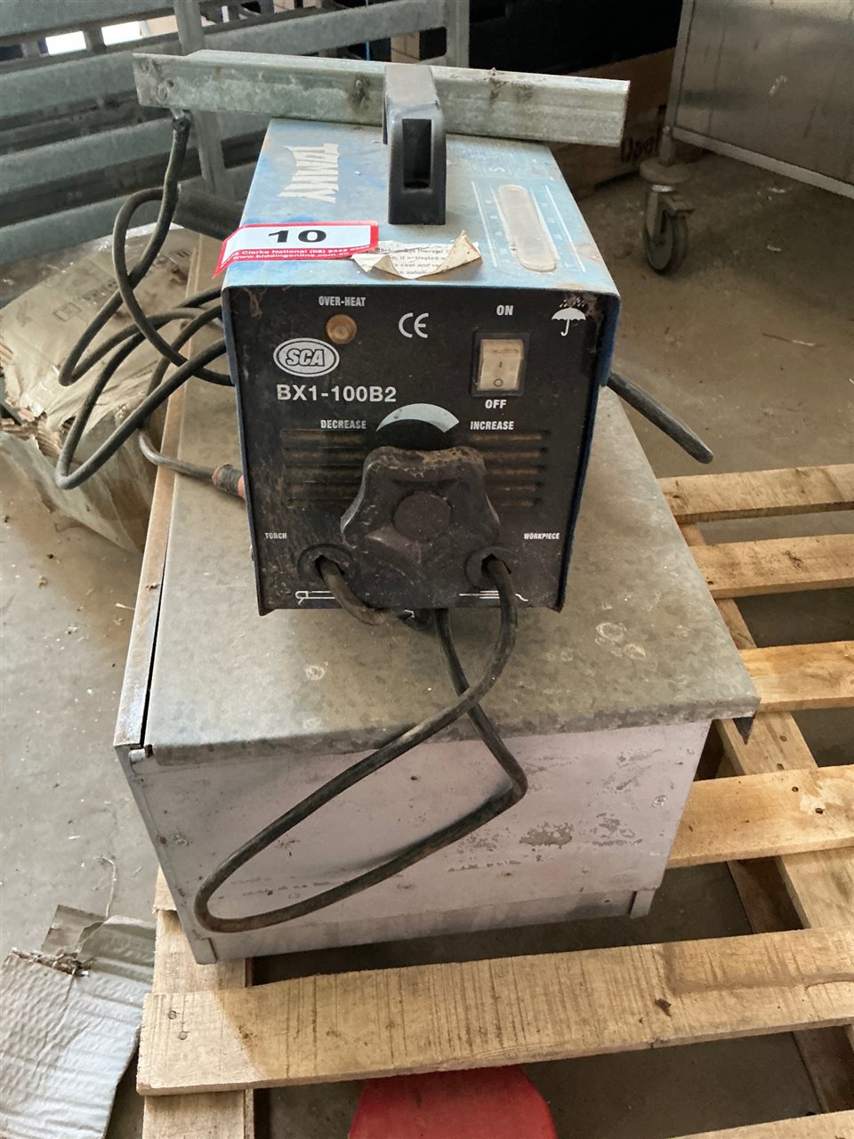 Arc Welder -240 V and Galv.Toolbox - Not Tested - Collect From Penfield Gardens )