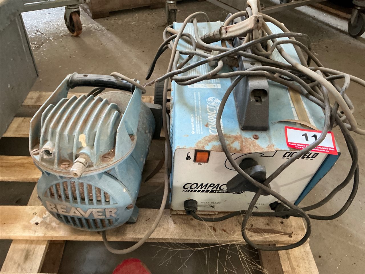 Cig Compact Arc Welder -240 V - Not Tested - Collect From Penfield Gardens )