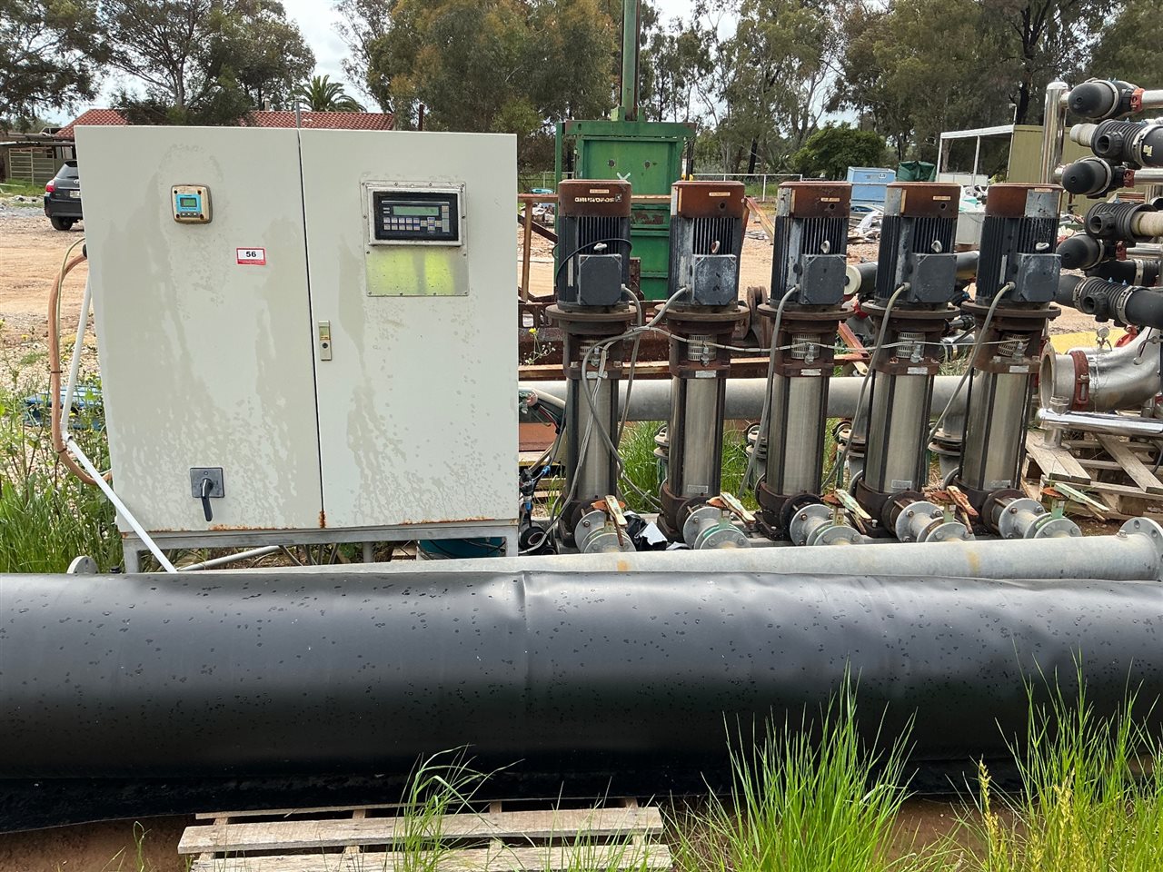 Grunfos Water pump Collect From Penfield Gardens )