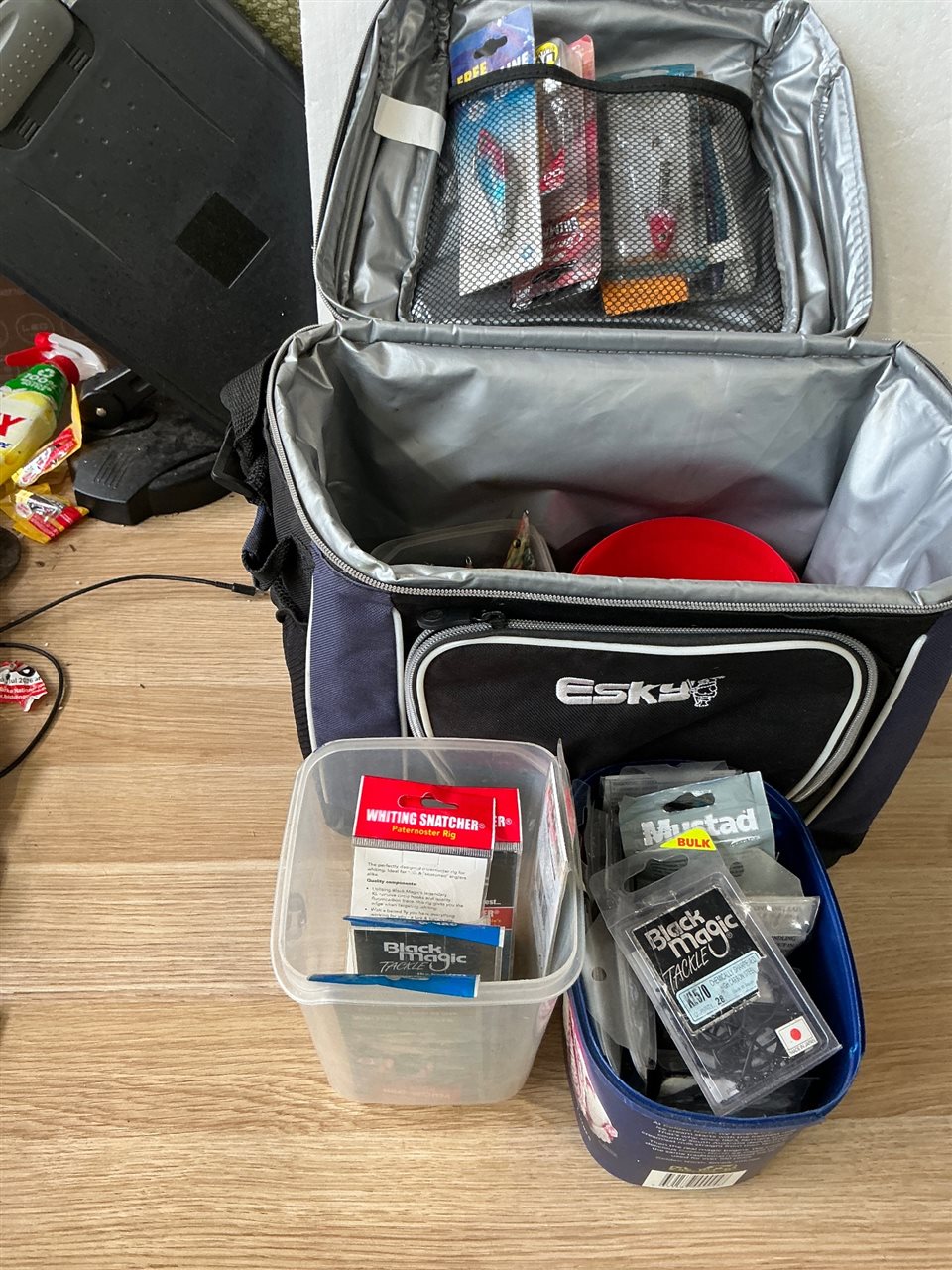 Quantity of Fishing Tackle / Lures In  Bag