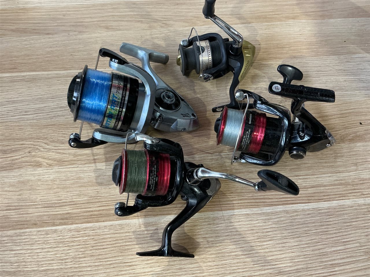 Quantity of 4 Fishing  Reels