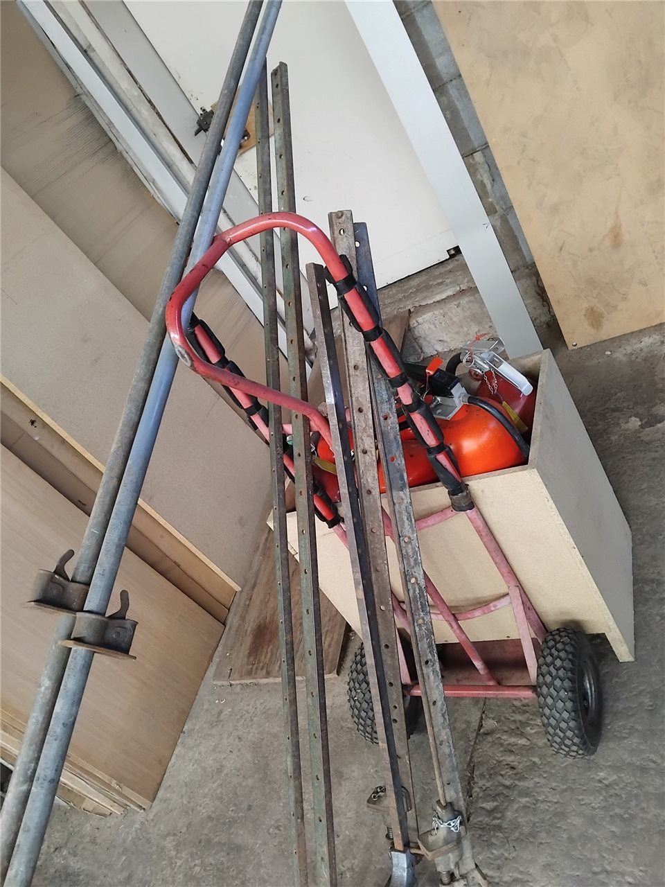 Trolley, Fire Extinguishers, Sash & Pipe Clamps 1150mm, 1700mm & 4000mm Length - ( Collection From Blair Athol)