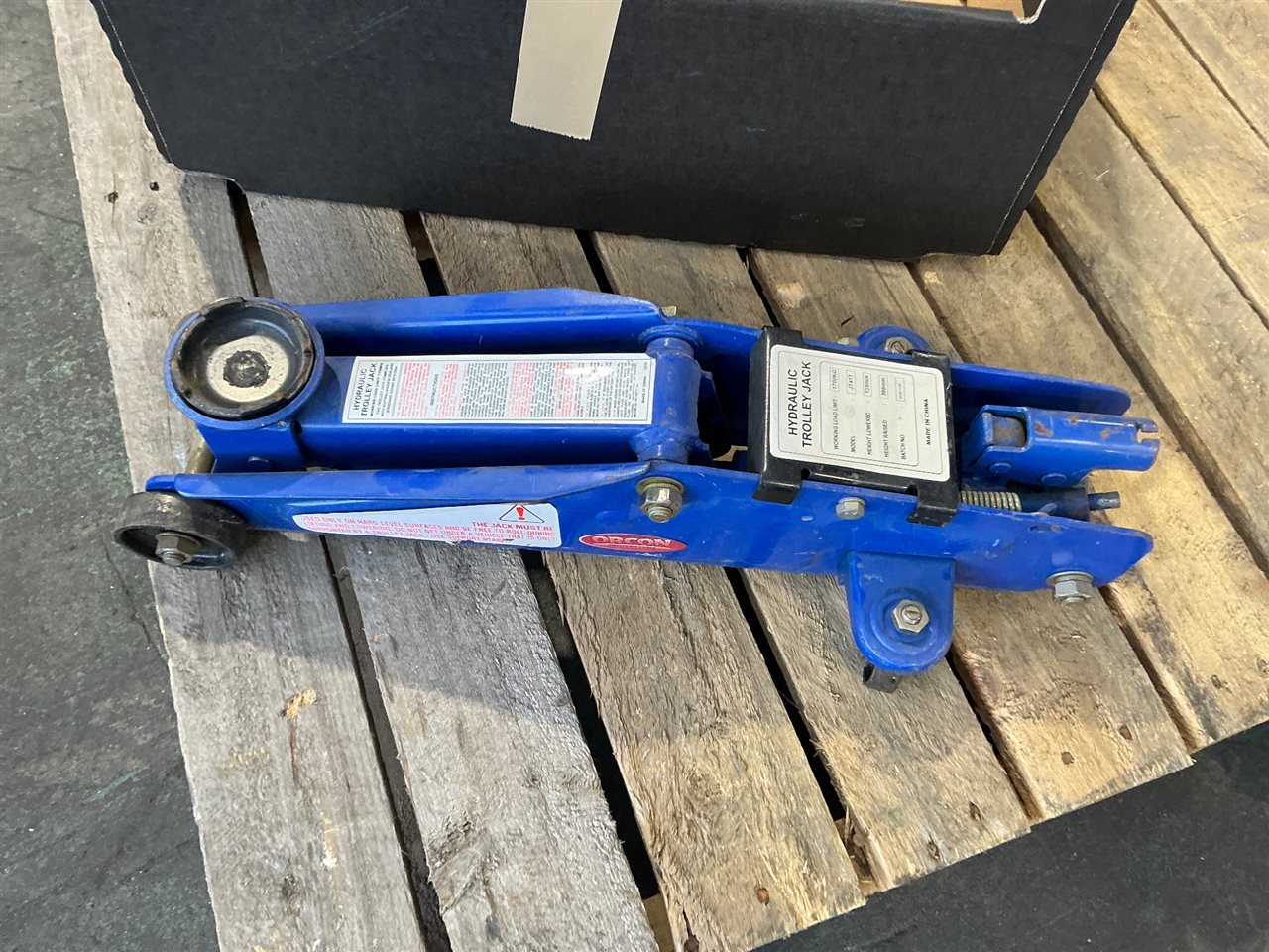 Hydraulic Trolley Jack 1700 kg Capacity- No Handle