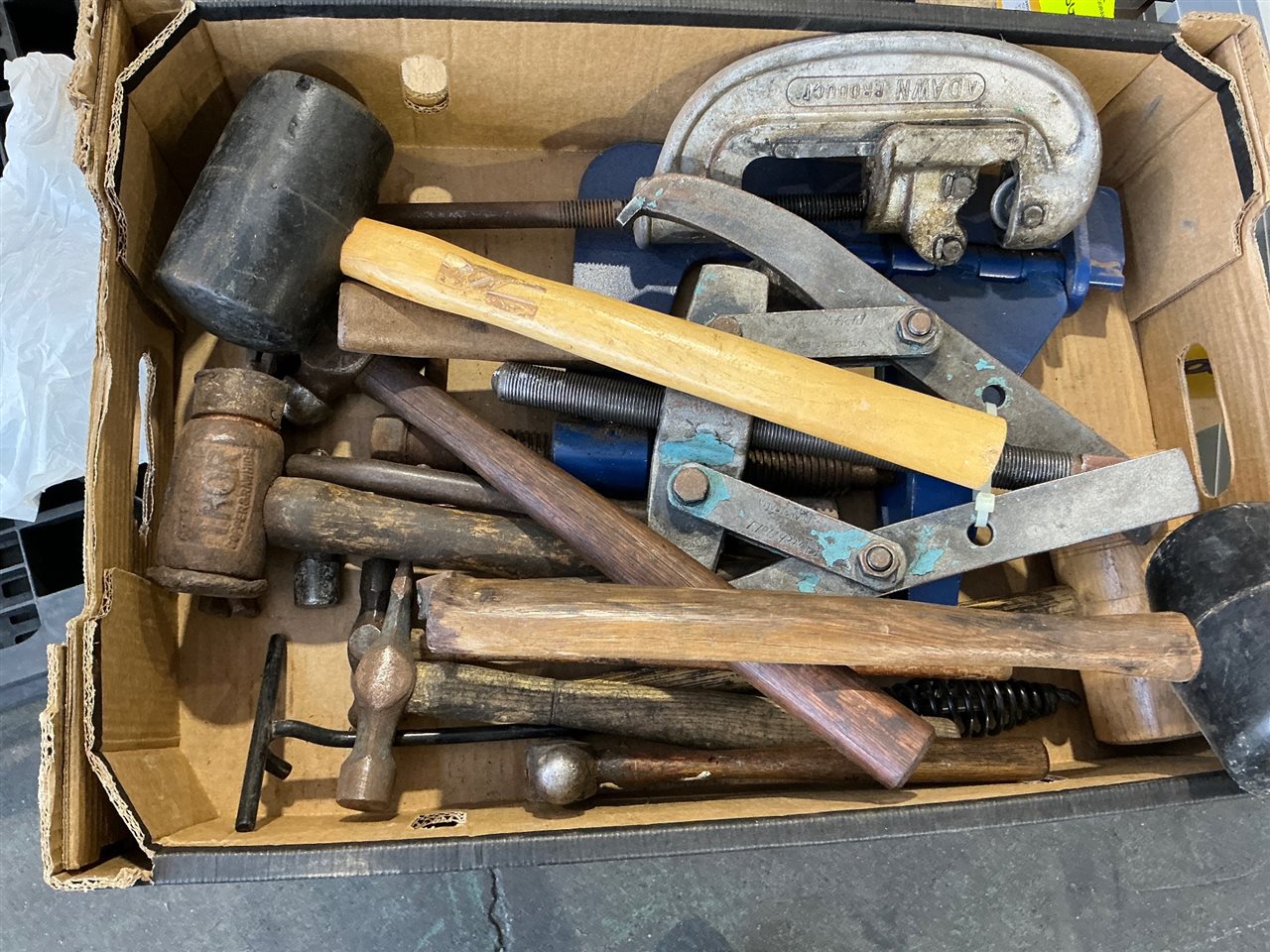 Box Hammers , Wheel Puller and Pipe Cutter