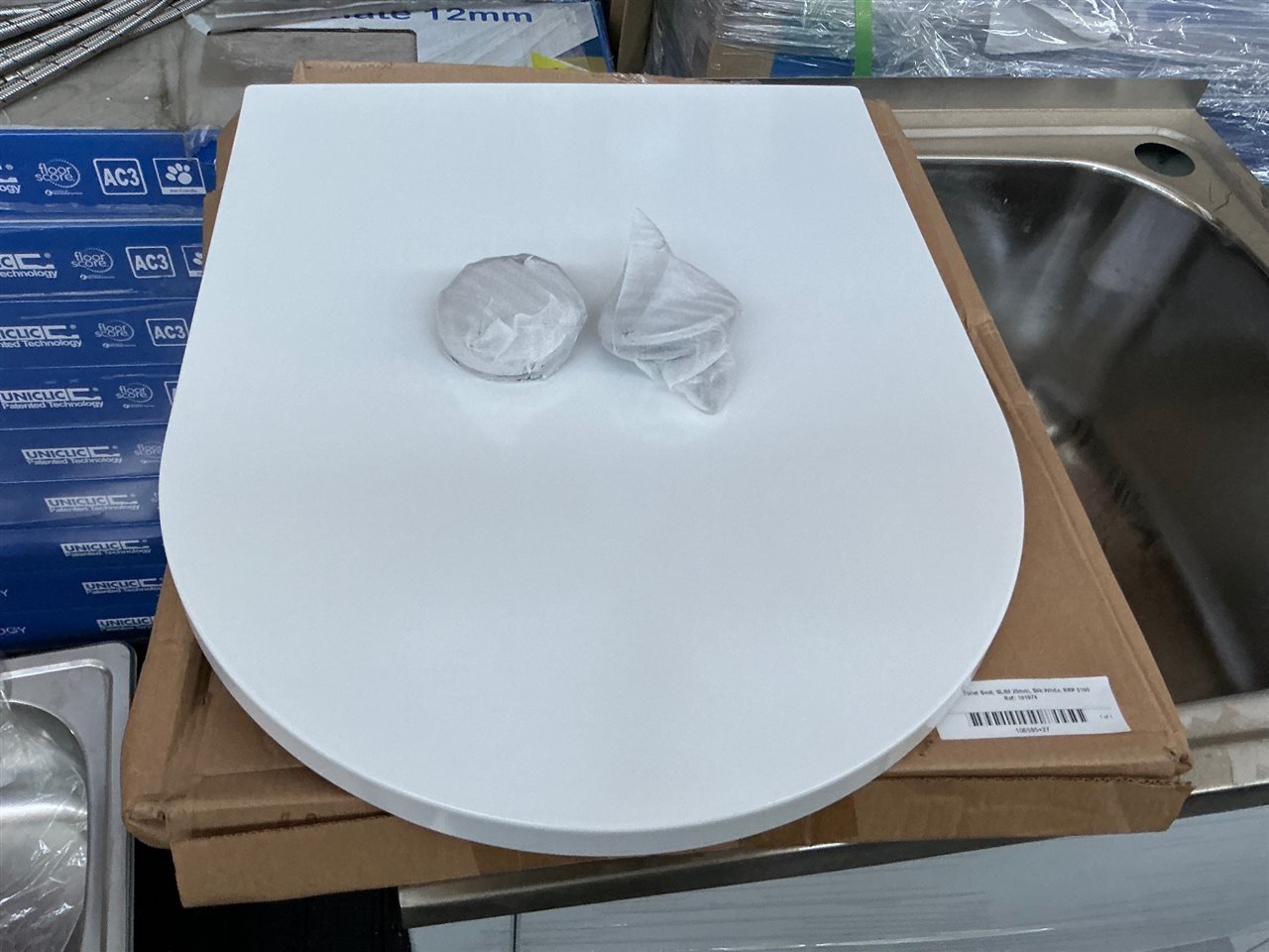 Seima Toilet Seat, SLIM 20mm, Silk White, RRP $190