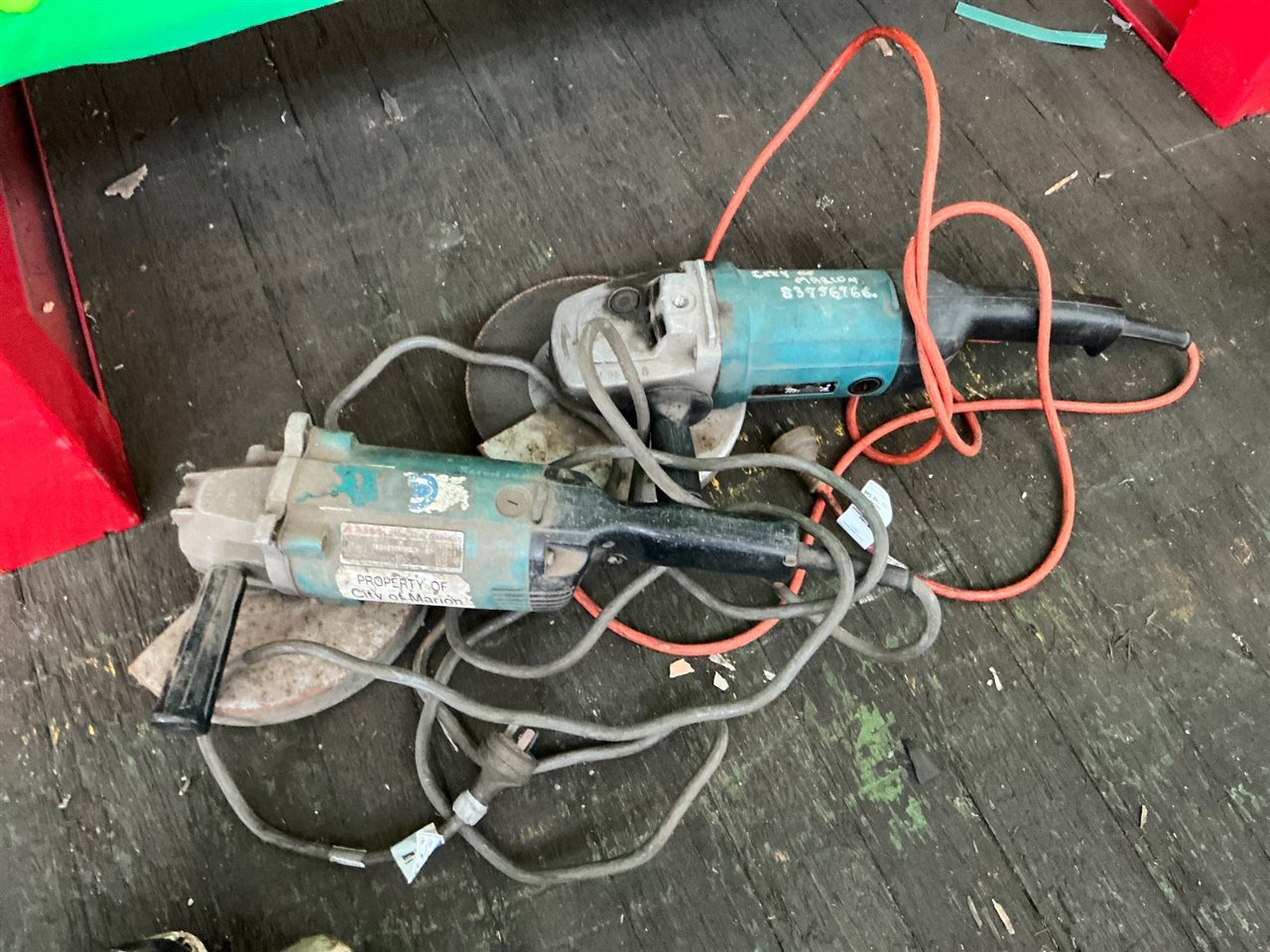 MAKITA Electric 9” Angle Grinders x 2 - Not Tested Sold As Is-