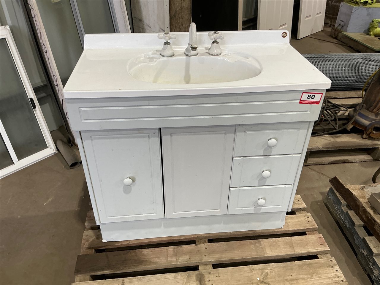 Used Vanity Unit Suit Shed 900mm W x 460mm D x 800mm H (Located at Wingfield)