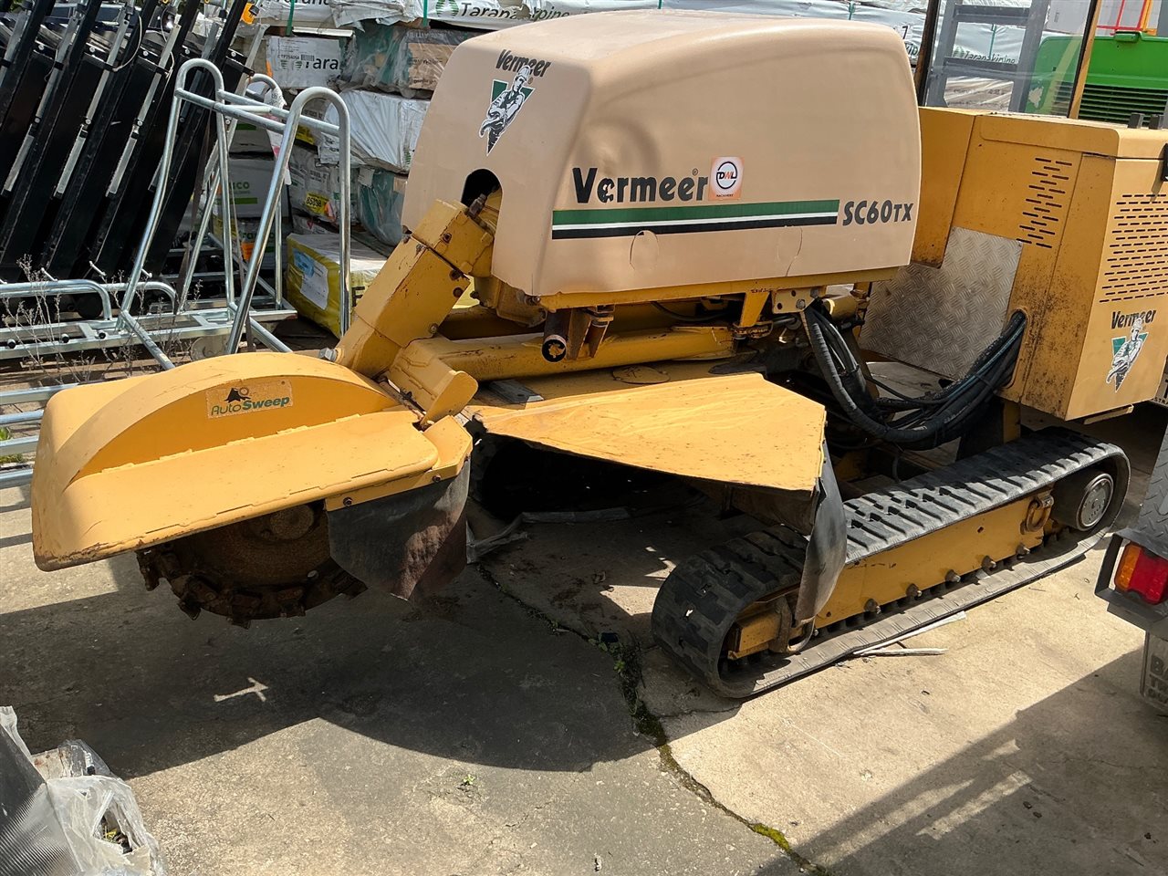 Vermeer SC60TX Stump Grinder-60Hp. Diesel - Rubber Tracked - Auto Sweep -  133 Hours Showing