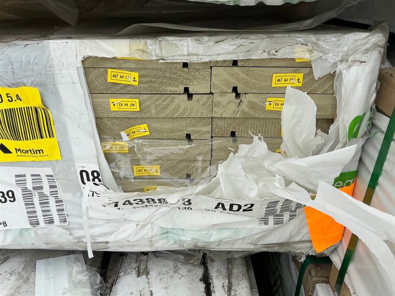 188 x 30, LOSP Treated Pre-Primed Pine, Kiln Dried Tight Knot Fascia Pencil Round, 32 pcs @ 5.4 M, 172.8 Lin Metres Total Pk 800594-00