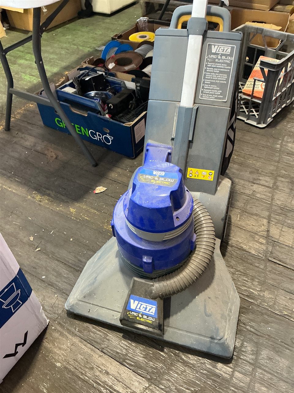 Victa Electric Yard Vacuum