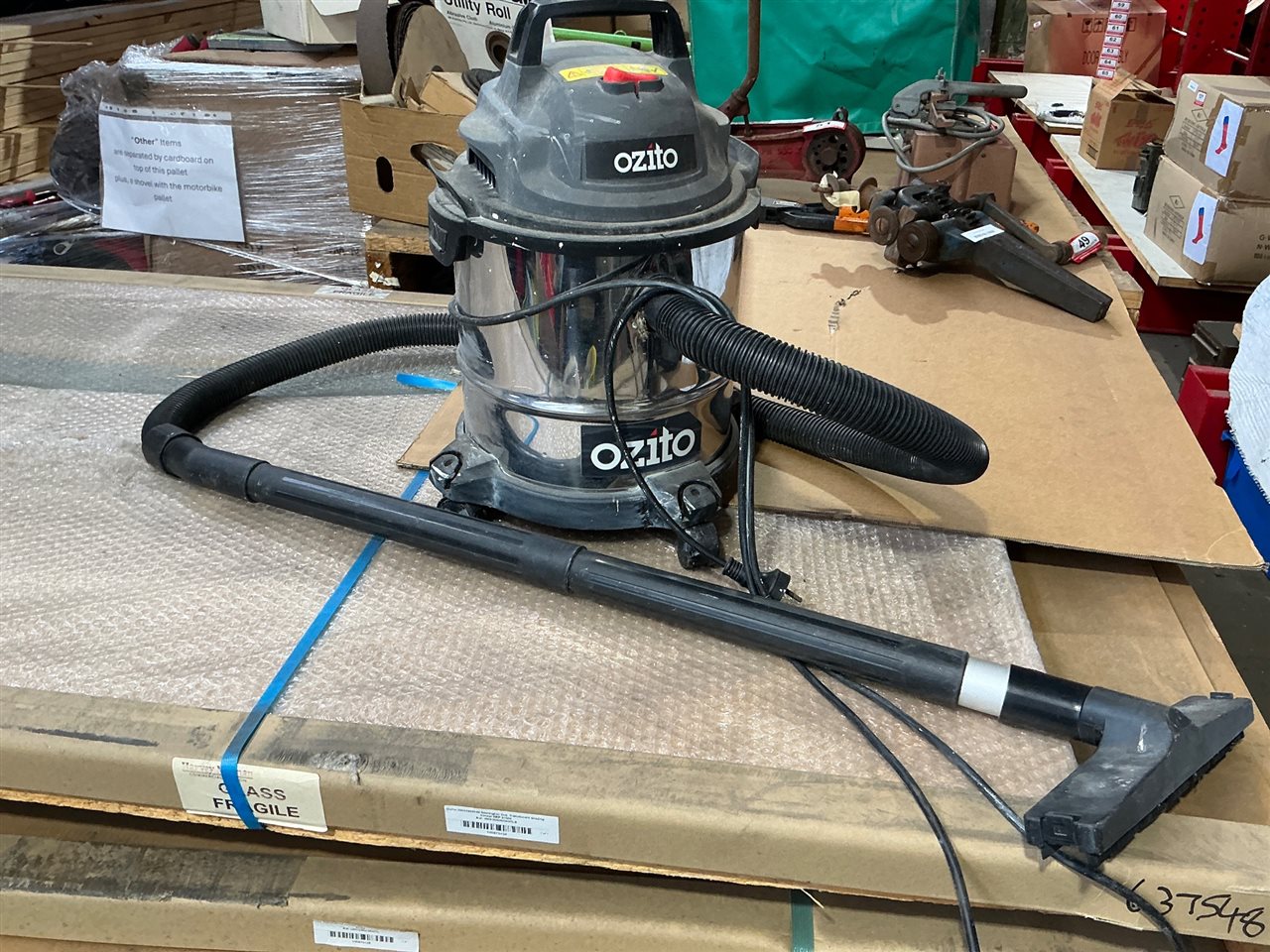 Ozito Workshop Vacuum