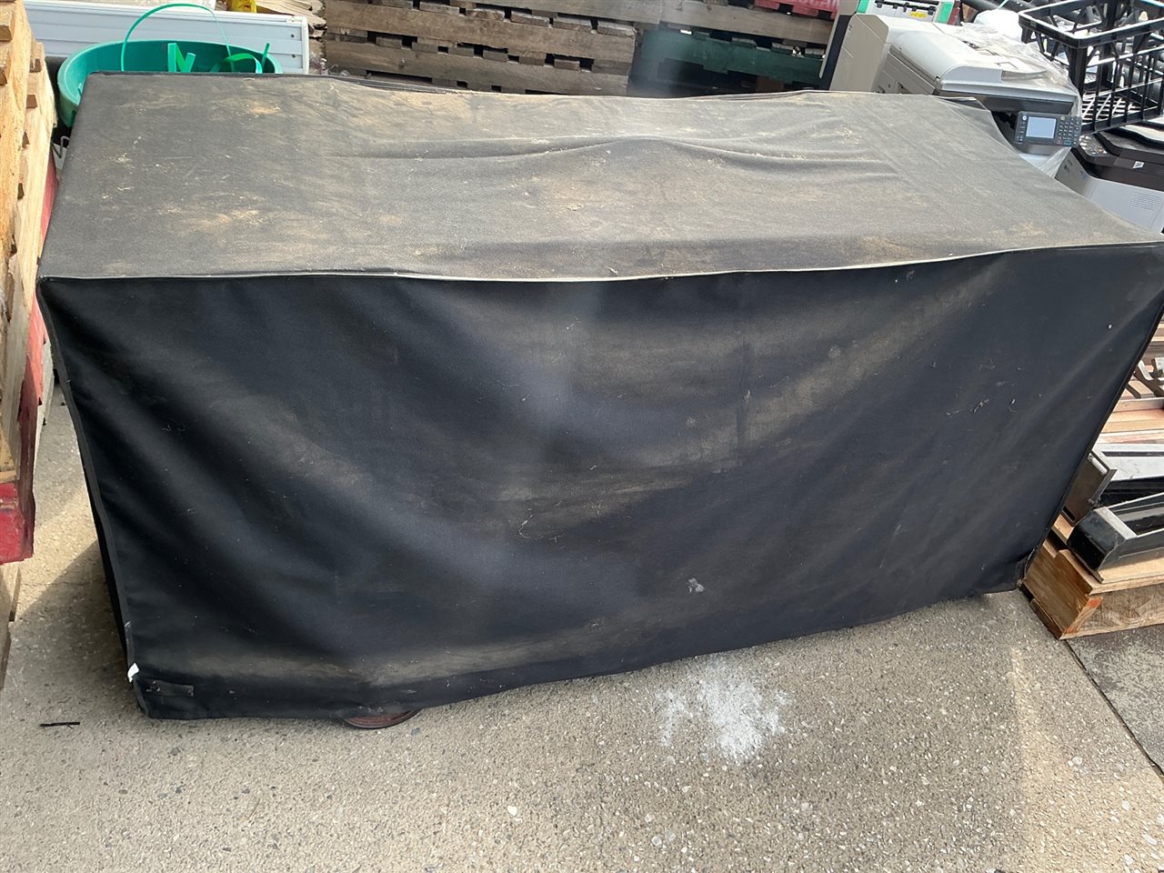 Gas 4 Burner Bbq with Cover