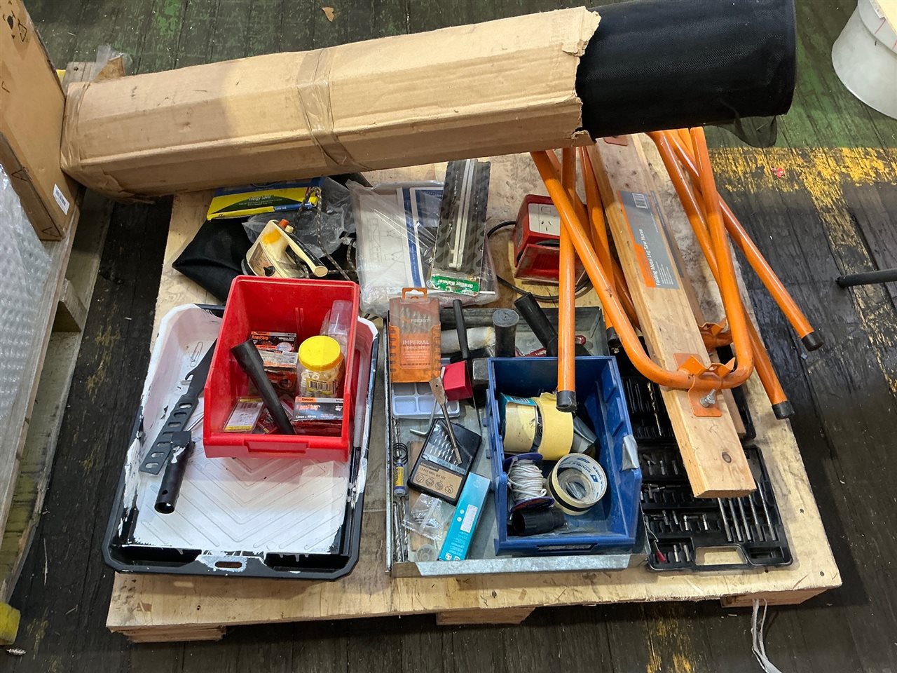 Quantity of Shed Items, Saw Horse , Flywire , etc.