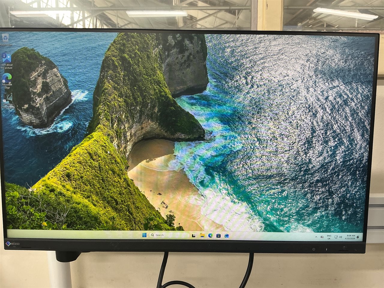 Lenovo 10A90020AU ThinkCentre M93p SFF - Intel Core i7-4770 CPU, 16 GB RAM, 1000GB SSD No Adapter