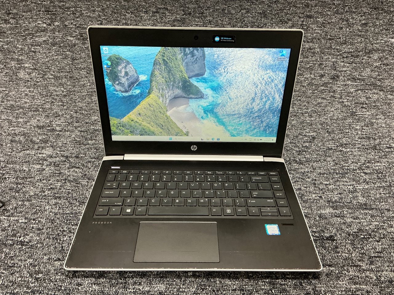 HP ProBook 430 G5 SBKPF - Intel Core i5-8250U CPU, 8 GB RAM, 256GB NVMe SSD with Adapter