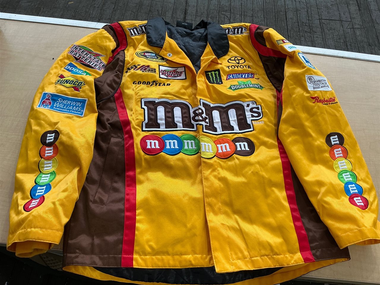 Chase Authentics NASCAR Kyle Busch M&M's Racing Jacket, Size MD