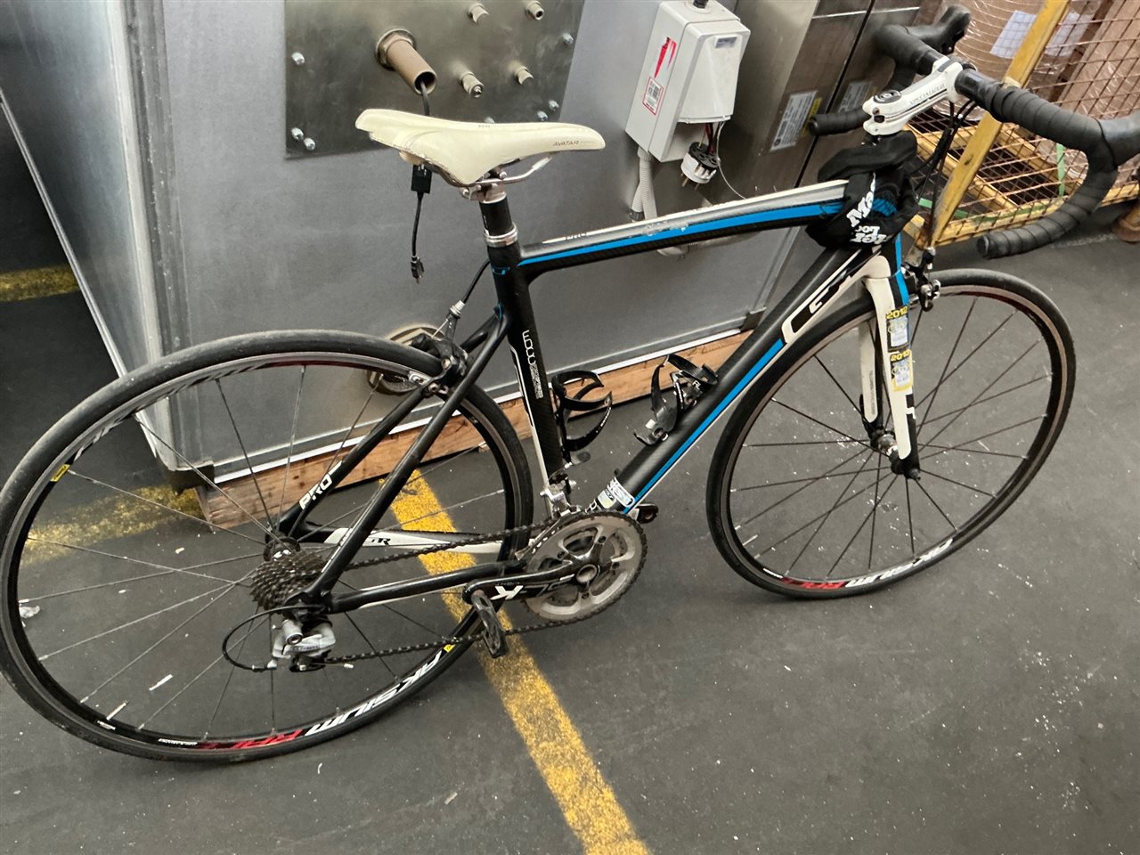 GT Series Pro - Carbon Fibre Frame - BB30 - 53 cm Frame Approx