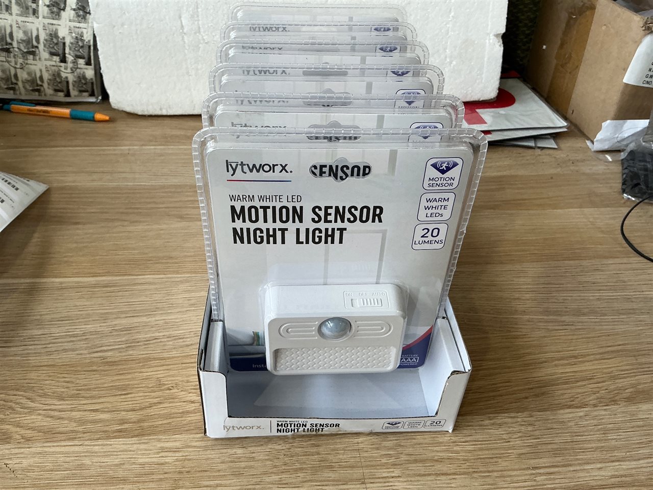 Motion Sensor Nightlight LED . -Sold Per Carton of 6