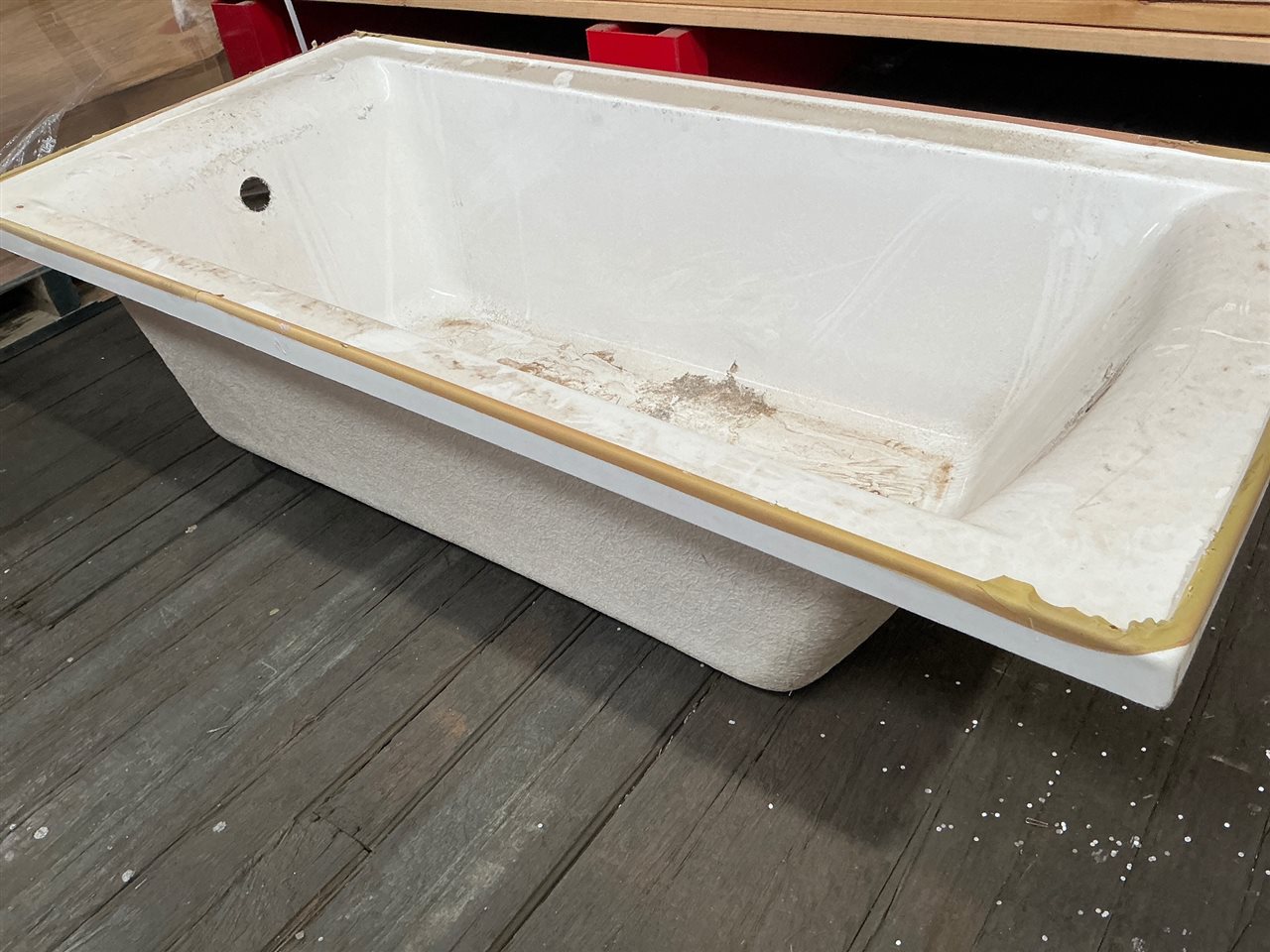 Insert Bath  Tub -Seima  Select O1 - 1525   mm - Shop Soiled - Requires A Clea