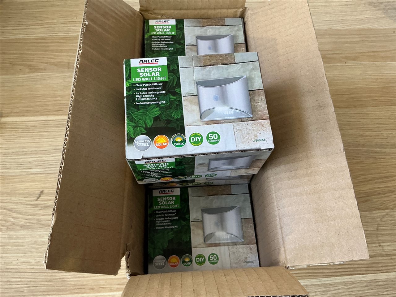 ARLEC Solar Sensor LED Wall Lights - Quantity of 6