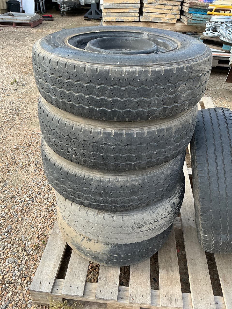 Toyota Hi Ace Van Wheels - 6 Stud - 195 R 15 ' - Quantity of 5 (Collect From Greenfields )