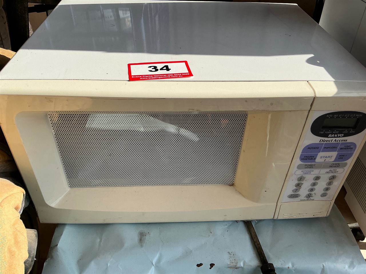 Microwave Oven (Collect From Greenfields )